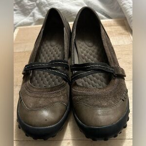 Privo By Clark’s Brown Mary Jane Flats Shoe 37695 Womens Size 8.5